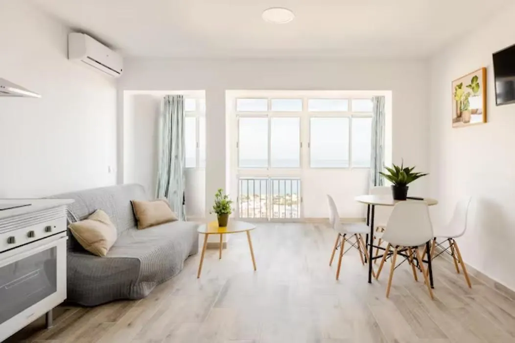 Blue Sky Apartment Torremolinos España